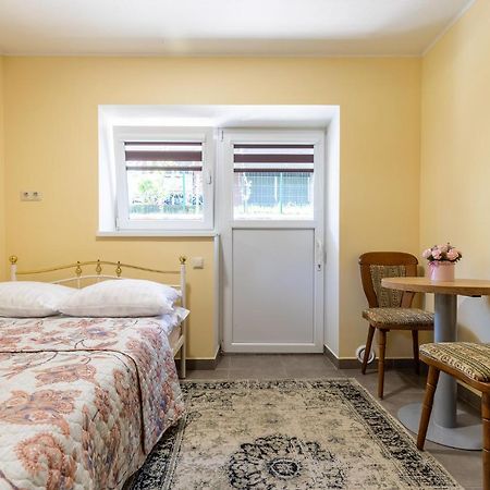 Zuvedru 48 Hotel Sventoji Ngoại thất bức ảnh
